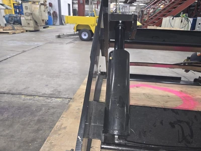 2500 LB Capacity Autoquip Series 35 Auto Scissor Lift, w/ Conveyor, 1.5 HP