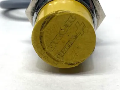 USED TURCK INDUCTIVE PROXIMITY SENSOR 10-30VDC 1646630