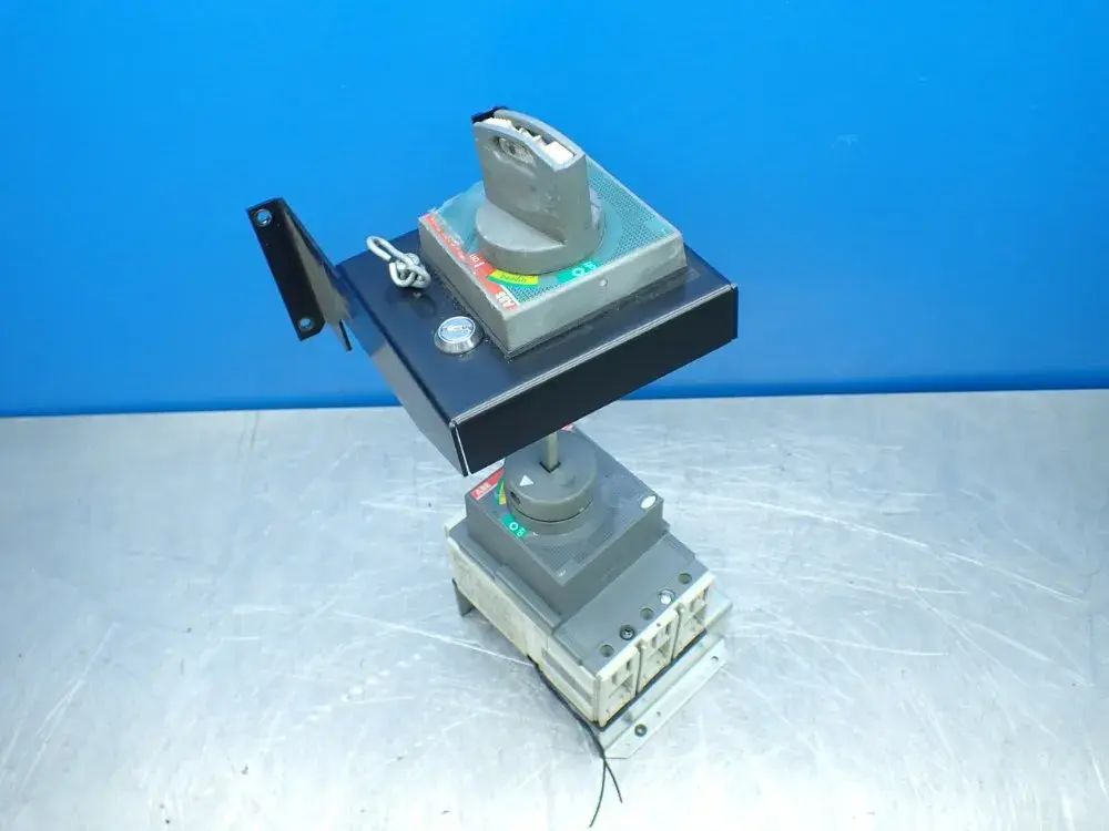 Used ABB TMAX T2H 100 Circuit Breakers Ohio US | HGR 24 #879653