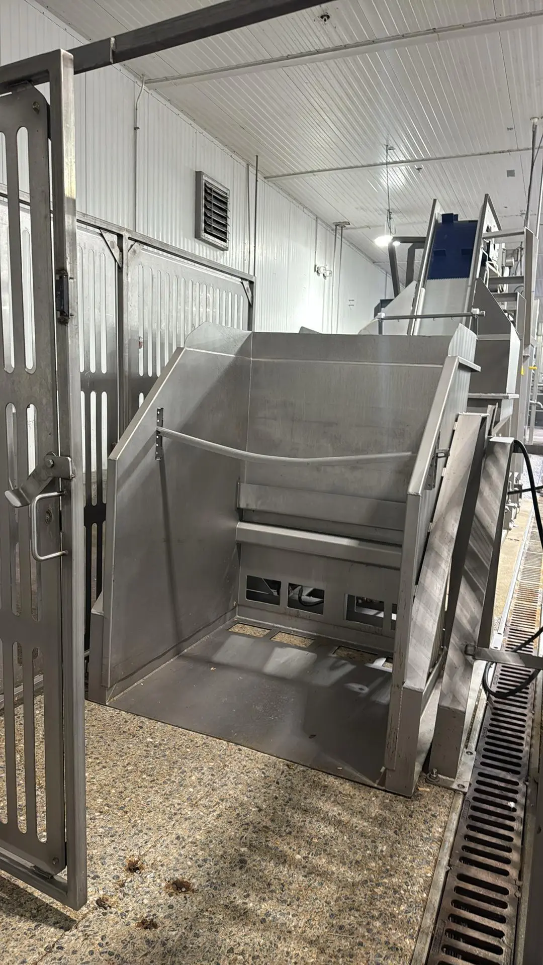 Used STAINLESS VAT DUMPER Bin Dumpers Illinois US | M&M Equipment Corp. #1538126