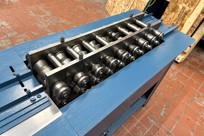 Lockformer 8900 Cleatformer with Pittsburgh and 3-in-1 Clinch Collar Rolls