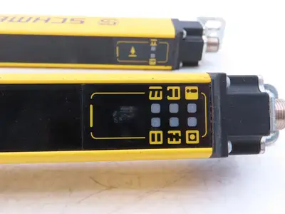 Schmersal SLC440-ER-0250-14-01 250mm Light Curtain Transmitter & Receiver Set