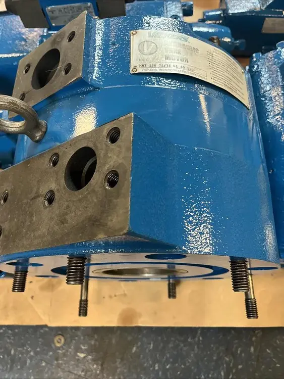 Used VICKERS MHT-150-75/75-N1-30-S20 Hydraulic and Pneumatic Motors Ohio US | Surplus Asset Holdings #1226187