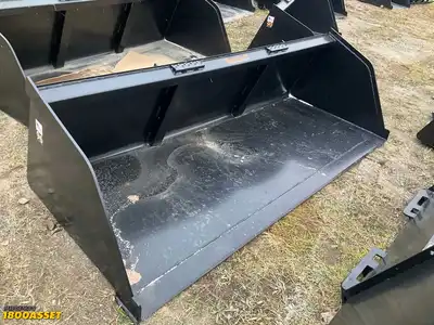New Tomahawk 96” snow/mulch skid steer bucket, welded on high carbon cutting edge, skid steer...