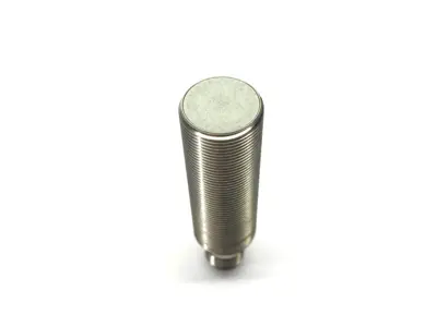 USED BALLUFF CYLINDRICAL INDUCTIVE DISTANCE SENSOR BAW M18MI-ICC50B-S04G