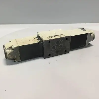 USED REXROTH 4WE6J51AG24N9K4V