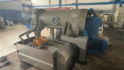 PIERALISI 7 TPH Plant - Edible Oil | Perry Equipment (19)