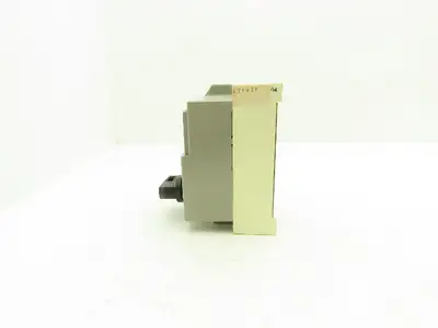 AEG MCBS103 Disconnect Switch 100AMP 3 Pole 380-660VAC W 6 Lug Connectors