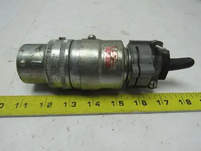 R&S Everlok RE-20097 600 VAC/250 VDC  20 AMP 9 POLE 12 WIRE Twist Lock Plug