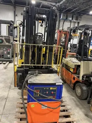 USED HYSTER E80Z