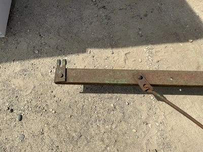 John Deere pull-type spring tooth harrow evener hitch assembly - 12' wide, with adjustable tow-hitch...