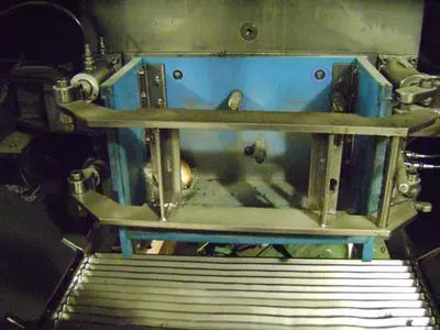 1996 IOWA ENGINEERED PROCESSES 550-2800 Deburring Machines | Rock Solid Tools (4)