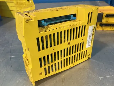 Used FANUC A02B0323C205, A03B0819C109 Input / Output Modules Ohio US | HGR 24 #1345392