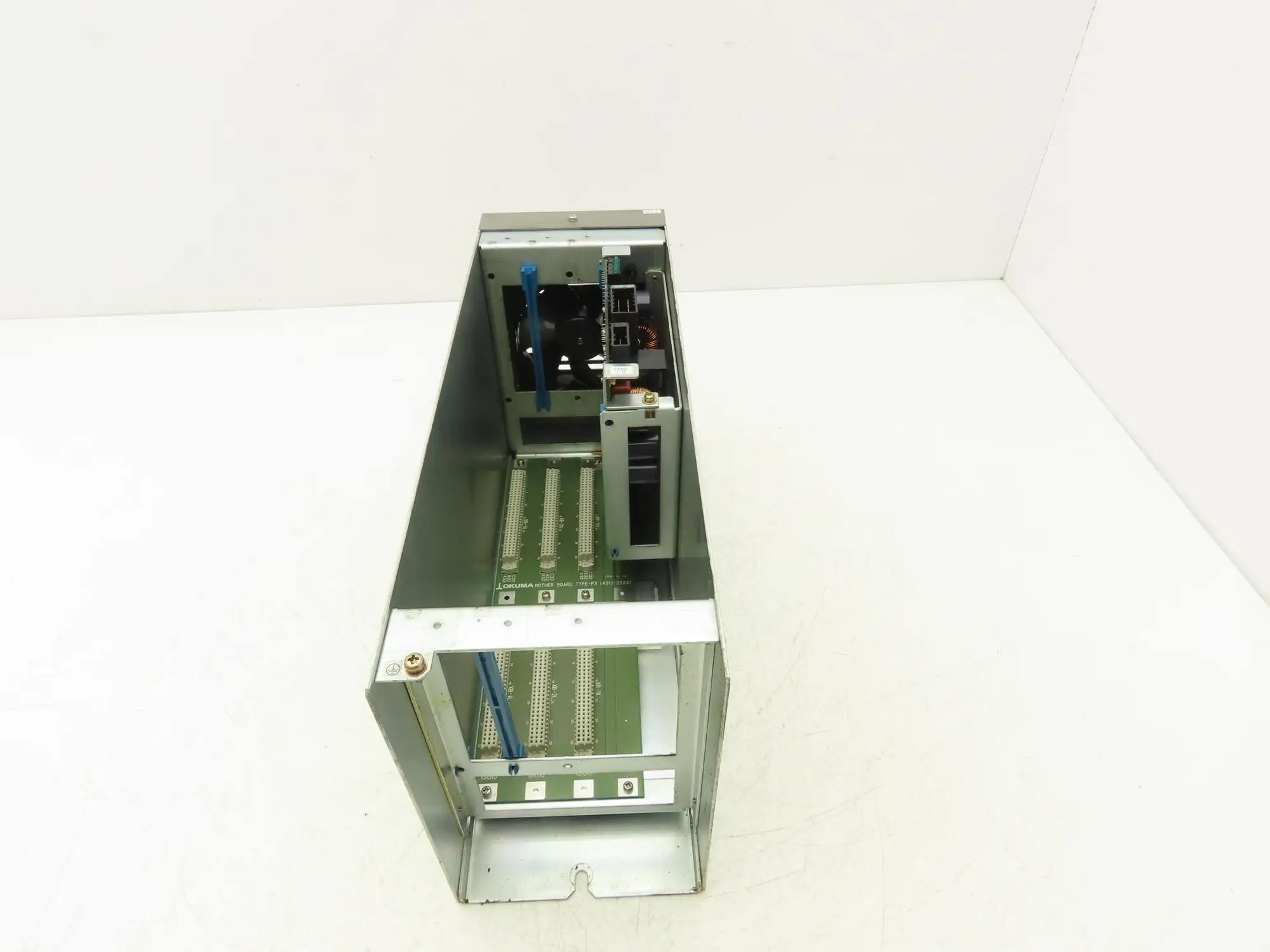 Used OKUMA _UNKNOWN_ PLC Chassis Indiana US | Arrow Industrial #1567019