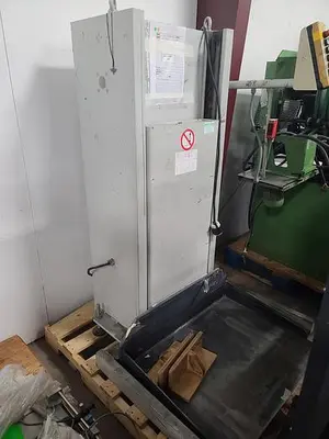 USED 2002 POLAR LW-450-1