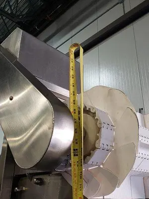 9' High Z-Style Incline Conveyor