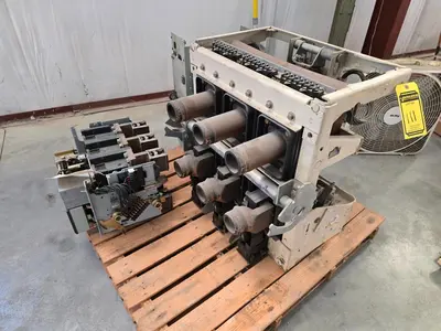 Used _UNKNOWN_ _UNKNOWN_ Circuit Breakers Indiana US | Myron Bowling Auctioneers Inc #1503991