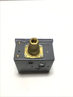 Honeywell L404F 1094 Pressure Control