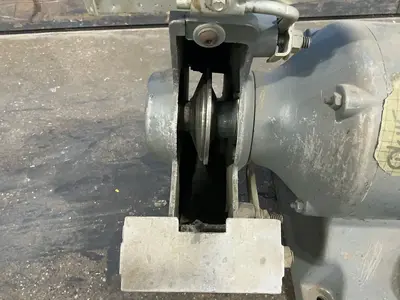 Used DAYTON 22341M Pedestal Type Grinders (Double End) Ohio US | HGR 24 #1437865
