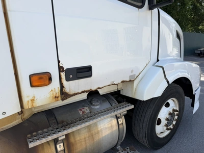 Used 2006 VOLVO VNM Conventional trucks Indiana US | Miedema Asset Management Group #1414527