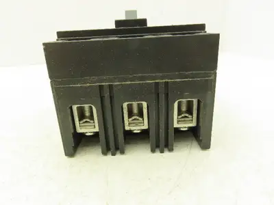 Fuji Electric BU3FHC-030L Circuit Breaker 3Ph 30A 600VAC 3 Pole 250VDC