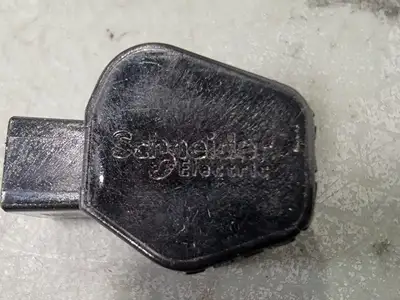 NEW SQUARE D VTRIPHJ