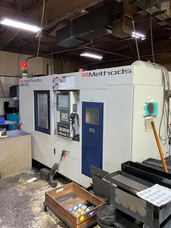 Used 2014 KIWA KMH-300-F001 Horizontal Machining Centers Ohio US | Aucto #1306752
