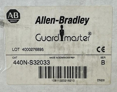 NEW Allen Bradley 440N-S32033