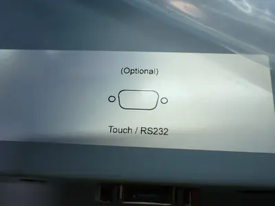 NEW DIGITAL SIGNAGE R15T630T