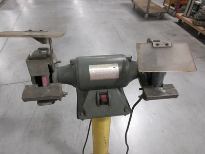 Used DAYTON 4Z123F Pedestal Type Grinders (Double End) Minnesota US | Machinesused.com #1326836