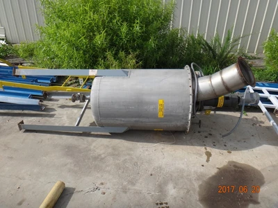 129 Gallon 304L Stainless Vertical Tank