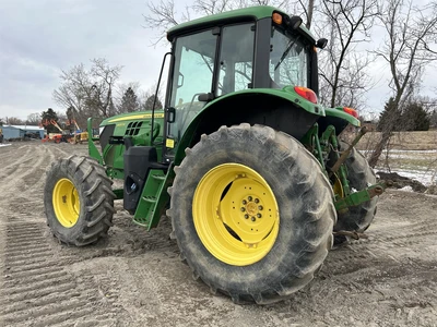 Used 2015 JOHN DEERE 6120M Utility Tractors New York US | Abele Tractor #1343060