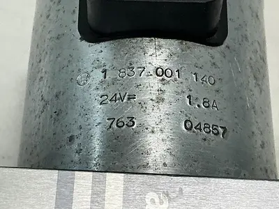 USED BOSCH 0 810 001 825