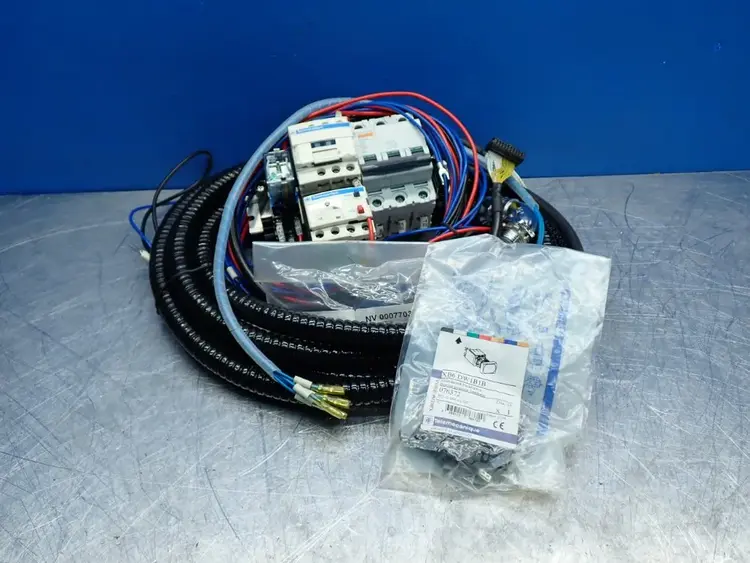 Used VARIOUS _UNKNOWN_ Misc Electrical & Power Parts Ohio US | HGR 24 #1150700