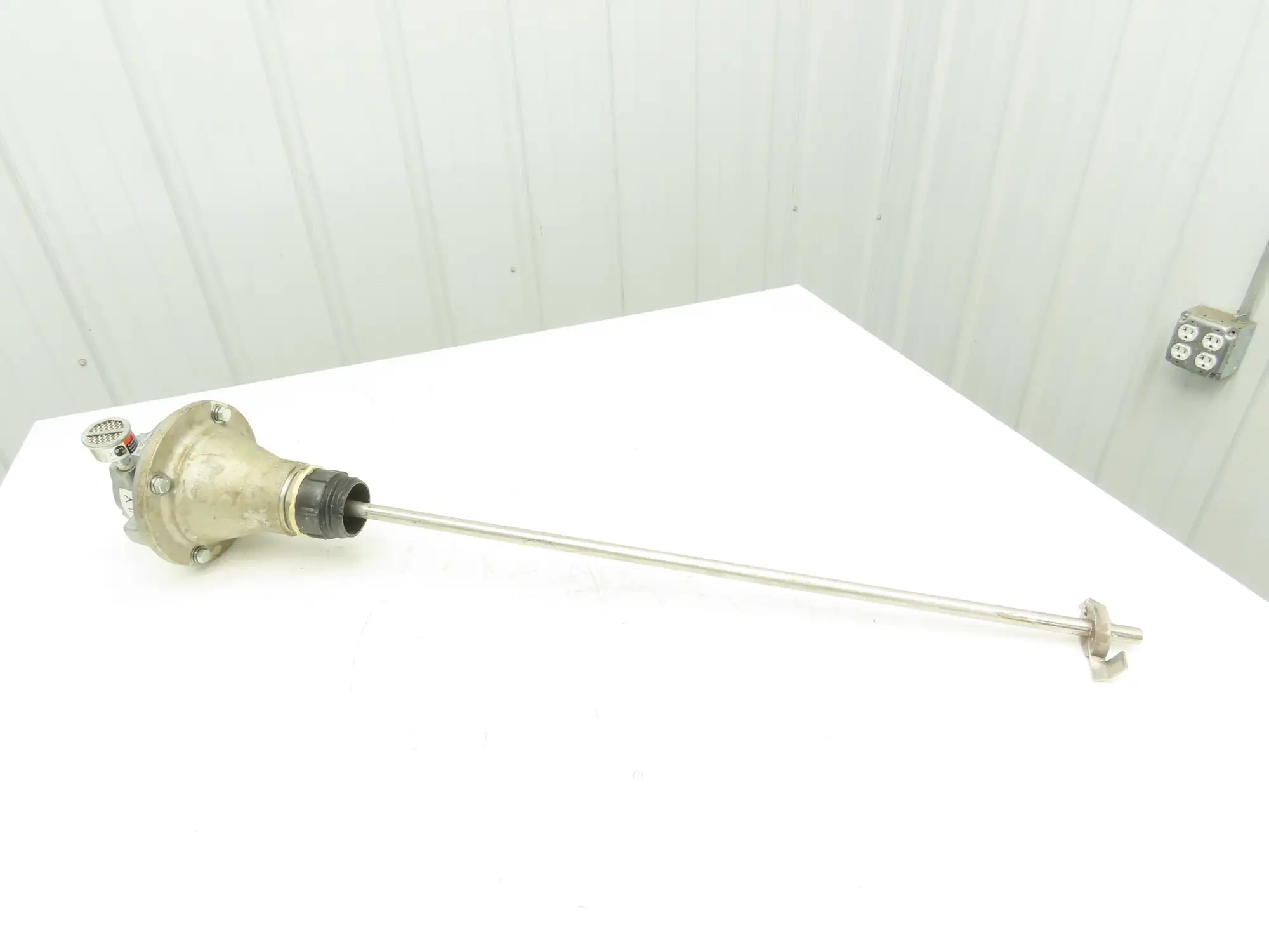 Gast 2AM-NRV-90 Pneumatic Air Motor Drum Mixer 2" Bung Agitator 30" Stainless
