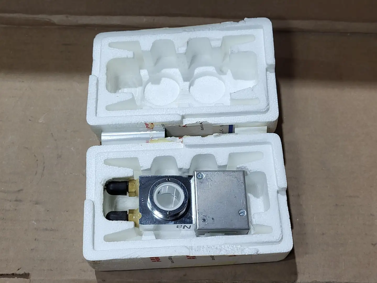 Used ABB 746947 Miscellaneous Laboratory Equipment British Columbia CA | Lenmark #1441107