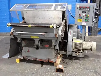 USED STANDARD DIE CUTTER DX