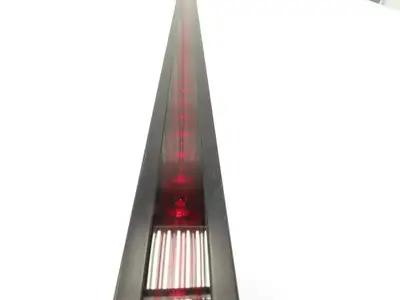 Banner 39578 Mini-Array Emitter Sensor 1057mm 19mm Beam Spacing Light Curtain