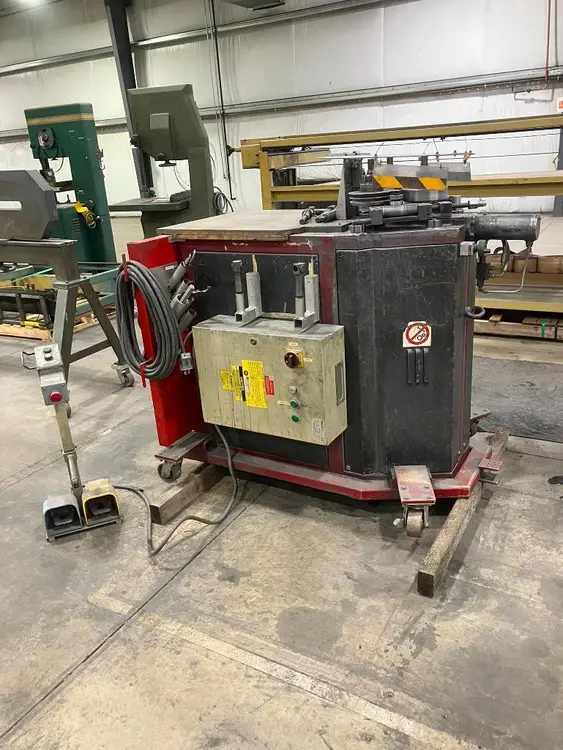 Used _UNKNOWN_ _UNKNOWN_ Angle Bending Rolls Minnesota US | Myron Bowling Auctioneers Inc #1541902