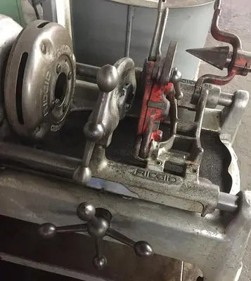 2550-700 Ridgid Automatic Pipe Threading Machine, Model #801