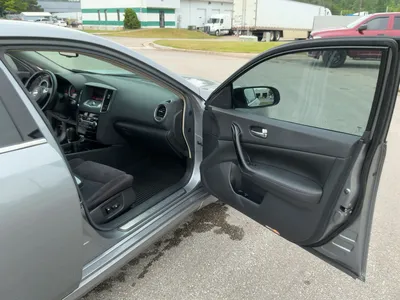 USED 2009 NISSAN MAXIMA