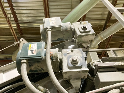 USED SLIDELL 1550