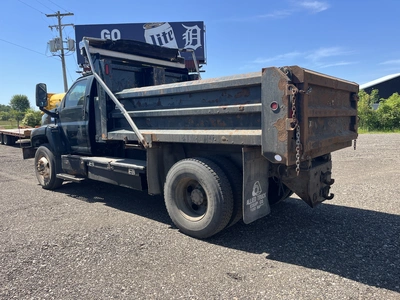 Used 2004 GMC C8500 WITH A 7.2L L6  WITH 60,290 MILES Dump trucks Michigan US | Miedema Asset Management Group #1269974