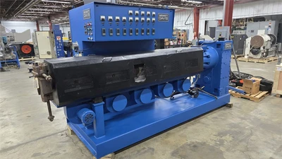 4.5" Merritt/Davis Standard Single Screw Extruder, Air Cooled 24:1 L/D Barrel, 150 HP AC Motor