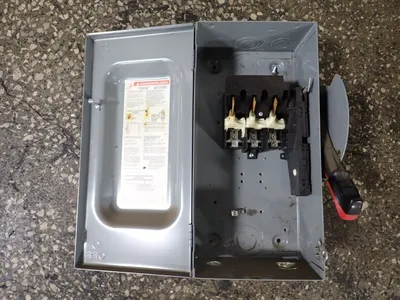 USED SQUARE D HU362