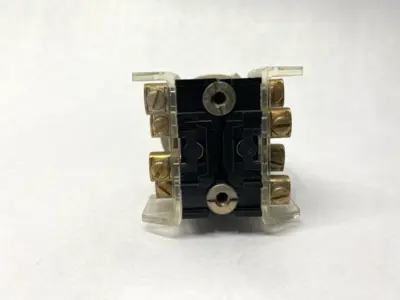 USED ALLEN-BRADLEY HEAVY DUTY KEY OPERATED SELECTOR SWITCH