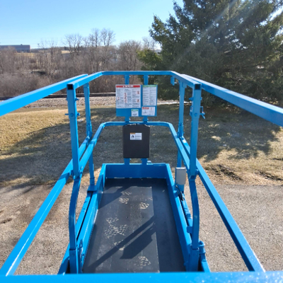 USED 2018 Genie GS-2632