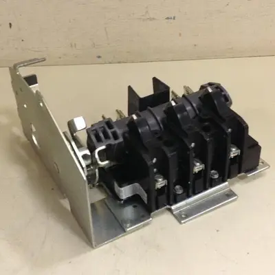 USED ALLEN BRADLEY 1494V-DS30 SER D