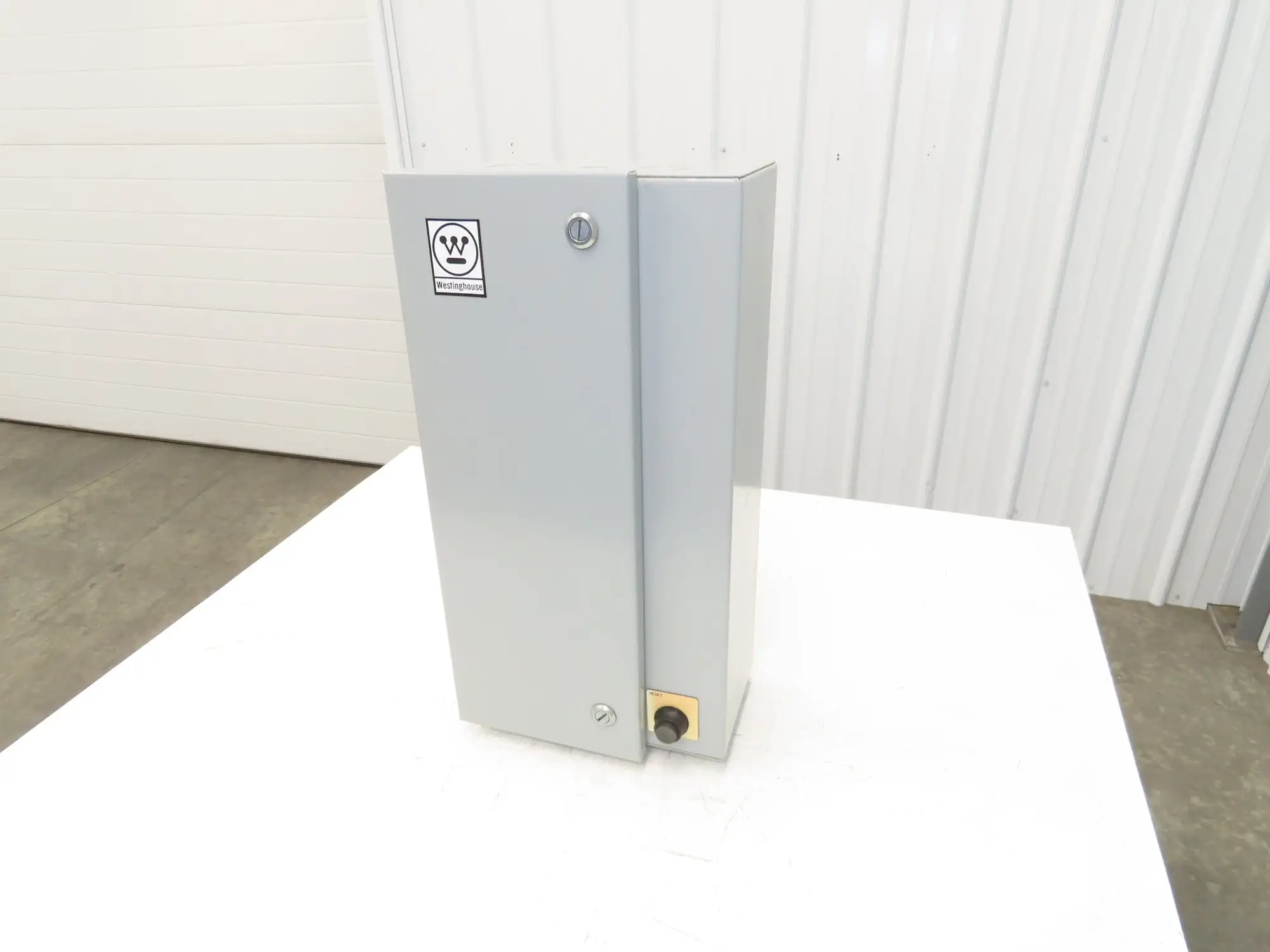 Westinghouse W200S3CF Combination Starter Enclosure Only Size 3 3ph NEMA 1