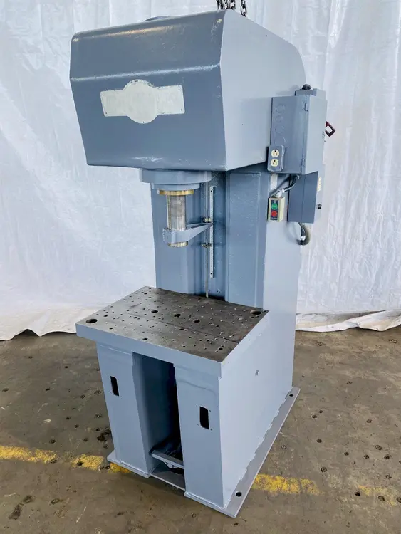 Used HPM C-15 Hydraulic Presses Ohio US | G-2000, Inc. #1081746